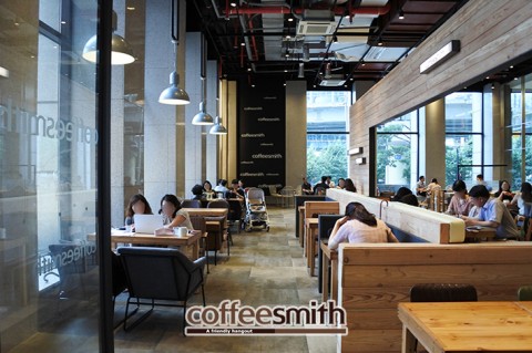 서울도심권 서울역에 커피스미스 메트로타워점 성황리에 오픈