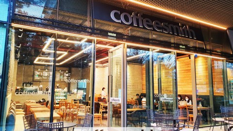커피스미스, 서울숲에 직영점 잇달아 오픈